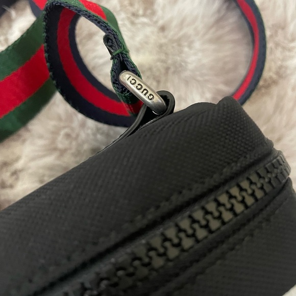 Gucci Tiger Messenger Bag Embroidered Techno Canvas Small Black - Picture 3 of 8